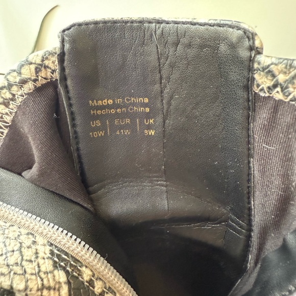 ALDO Snakeskin heeled ankle Booties - Women size 10 US - Picture 11 of 13